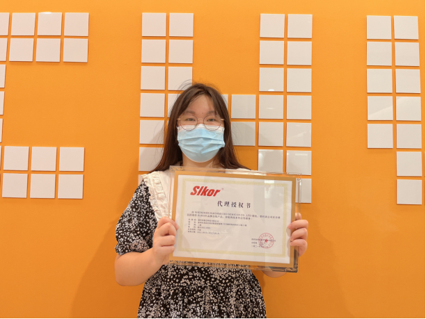 猎芯网在代理商授牌仪式 猎芯网在代理商授牌仪式